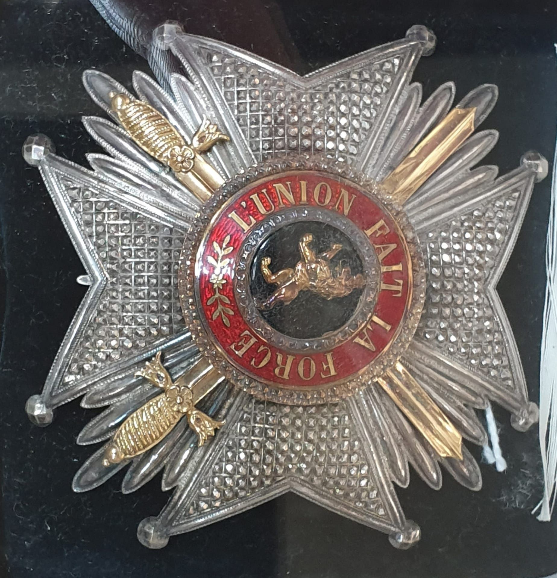 Plaque de grand-croix de l'Ordre de Léopold belge, argent et émail